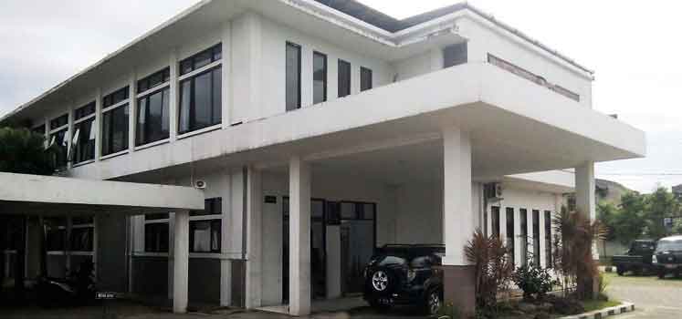 Dalam Rapat Paripurna Penyampaian Pokok Pokok Pikiran, Program Kesejahteraan Masyarakat jadi sorotan. DPRD Kab Bandung Barat minta Pemda Percepat Program Tersebut.