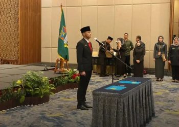 Ketua dan Anggota DPRD Kab Bandung Barat Turut hadir dalam Pelantikan Ade Zakir menjadi Sekda.